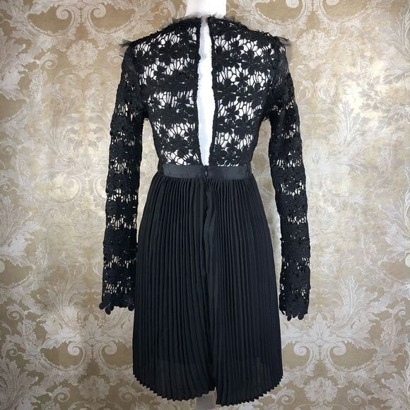 -Romeo and Juliet Couture Dress NWT M - Picture 6 of 10